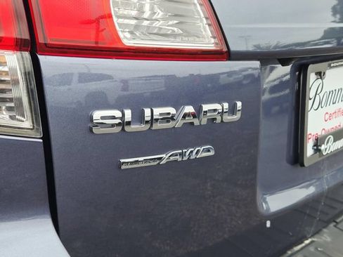 Used 2014 Subaru Outback 2.5i Premium w/ Moonroof Package AWD/4WD image 10