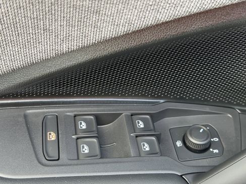 New 2026 Volkswagen Tiguan S image 17