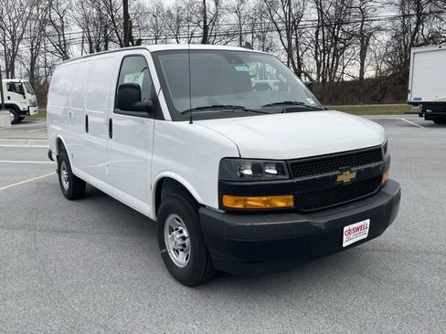 New 2025 Chevrolet Express 2500 Work Van w/ Driver Convenience Package image 2
