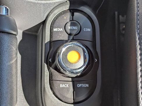 Used 2020 MINI Cooper S image 29