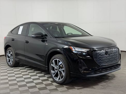 Used 2023 Audi Q4 e-tron Prestige w/ Black Optic Package AWD/4WD image 7