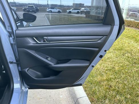 Used 2022 Honda Accord Sport image 17
