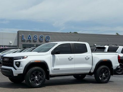 Used 2024 GMC Canyon Elevation w/ Convenience Package AWD/4WD image 31