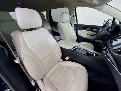 Used 2023 Buick Enclave Essence w/ Sport Touring Edition FWD image 29