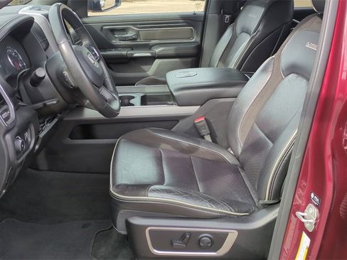 Used 2024 RAM 1500 Laramie image 10