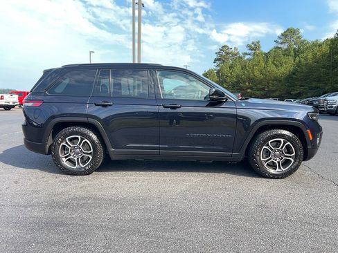 Used 2022 Jeep Grand Cherokee Trailhawk w/ Advanced Protech Group II image 4
