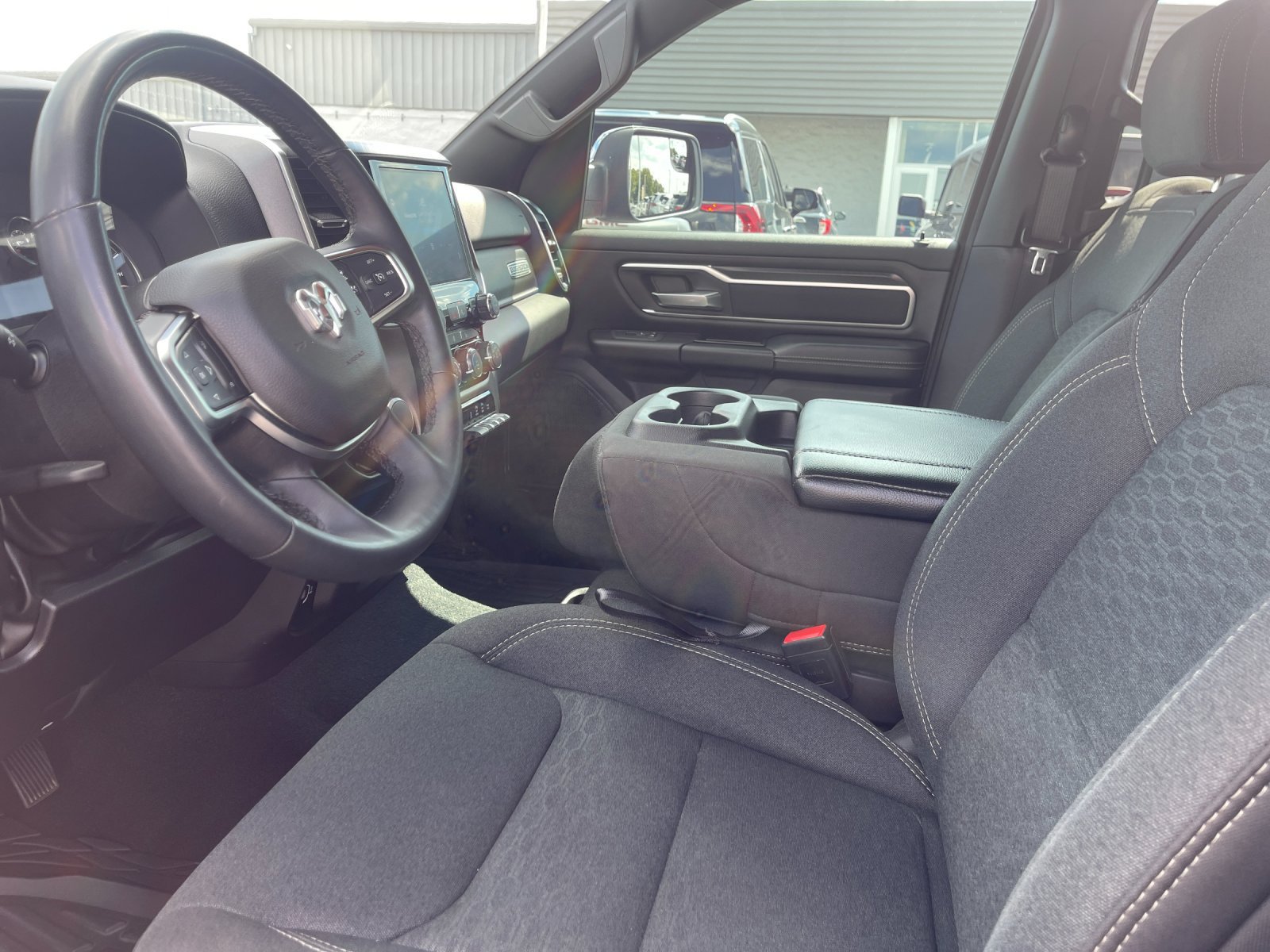 Used 2025 RAM 1500 Big Horn AWD/4WD image 10