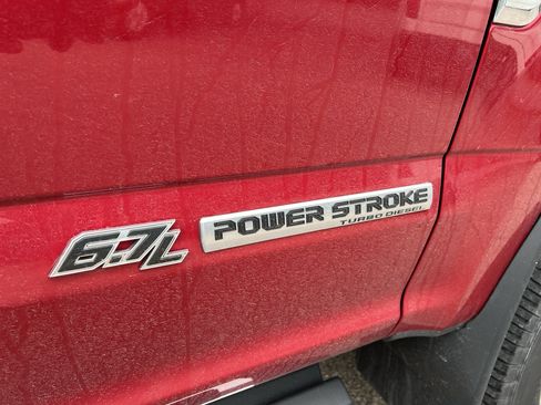 Used 2021 Ford F350 Lariat w/ Lariat Ultimate Package AWD/4WD image 10
