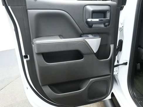 Used 2018 Chevrolet Silverado 1500 LT w/ Rally 2 Edition image 14