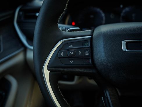 New 2026 Jeep Grand Cherokee L Limited image 22