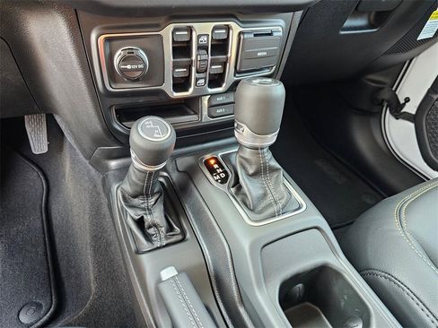 New 2025 Jeep Wrangler Sahara image 22