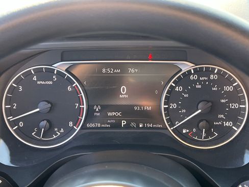 Used 2024 Nissan Rogue SV AWD/4WD image 17