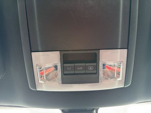 Used 2019 Ford Explorer Platinum image 45