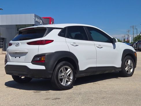 Used 2021 Hyundai Kona SE w/ Cargo Package FWD image 12