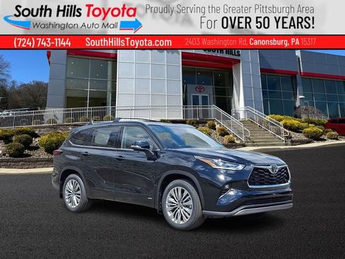 New 2026 Toyota Highlander Platinum AWD/4WD image 1