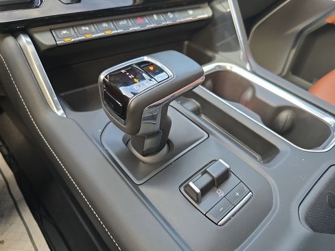 Used 2024 GMC Sierra 1500 Denali Ultimate image 28