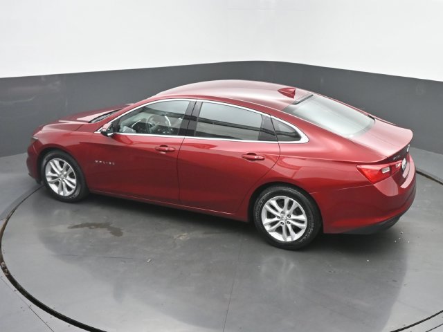 Used 2017 Chevrolet Malibu LT FWD image 38