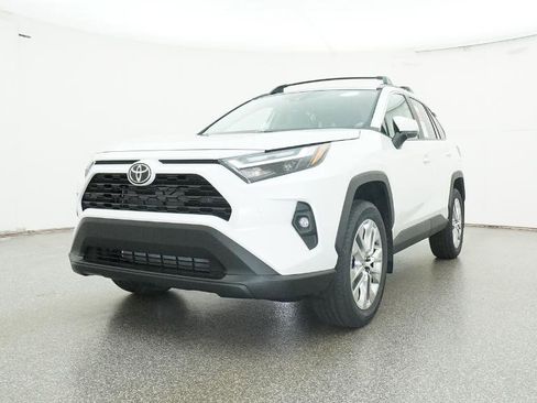 New 2025 Toyota RAV4 XLE Premium image 4