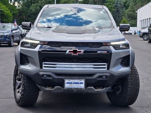 Used 2023 Chevrolet Colorado ZR2 w/ ZR2 Convenience Package III AWD/4WD image 4