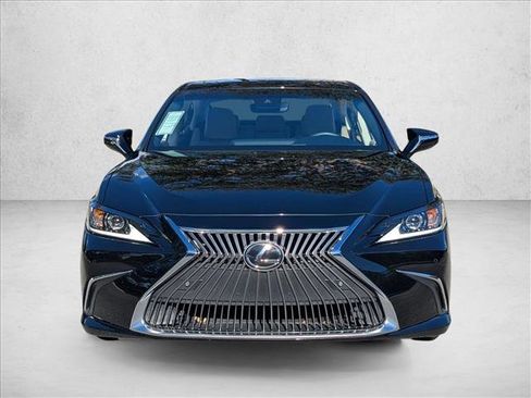 Used 2021 Lexus ES 350 w/ Premium Package image 2