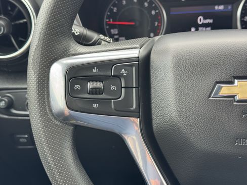 Used 2023 Chevrolet Blazer LT FWD image 29