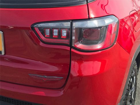 Certified 2025 Jeep Compass Trailhawk image 14