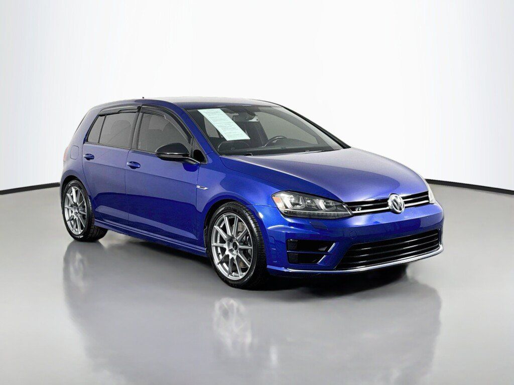 Used 2016 Volkswagen Golf 4-Door AWD/4WD image 7