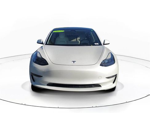 Used 2022 Tesla Model 3 Long Range image 2