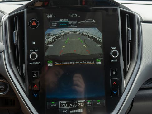 New 2025 Subaru Crosstrek 2.5i Limited w/ Popular Package #3A image 17