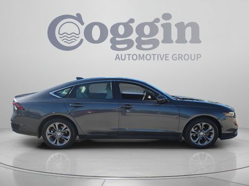 Used 2024 Honda Accord EX image 6
