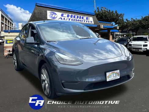 Used 2023 Tesla Model Y Long Range AWD/4WD image 9
