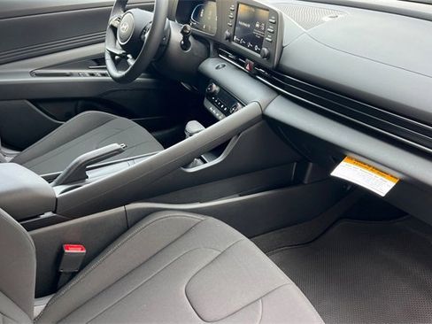 New 2026 Hyundai Elantra Sport image 15