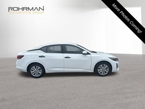 Used 2024 Nissan Sentra S FWD image 5
