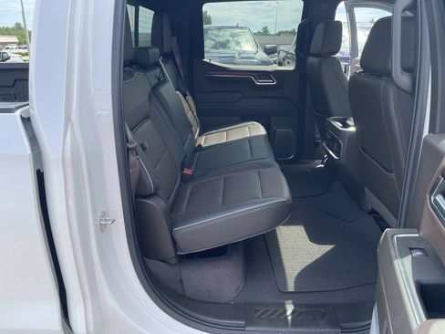 Used 2024 GMC Sierra 1500 Denali AWD/4WD image 28