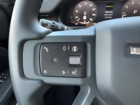 Certified 2025 Land Rover Defender 110 S image 17