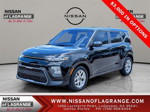 Used 2022 Kia Soul LX w/ Technology Package image 1