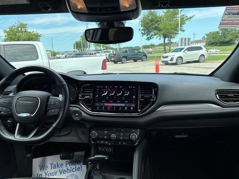 Used 2025 Dodge Durango GT AWD/4WD image 39