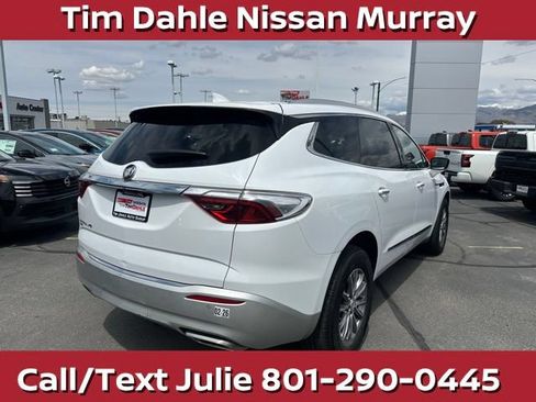 Used 2024 Buick Enclave Premium AWD/4WD image 11