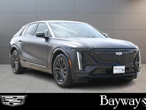 Certified 2024 Cadillac Lyriq Luxury RWD image 4