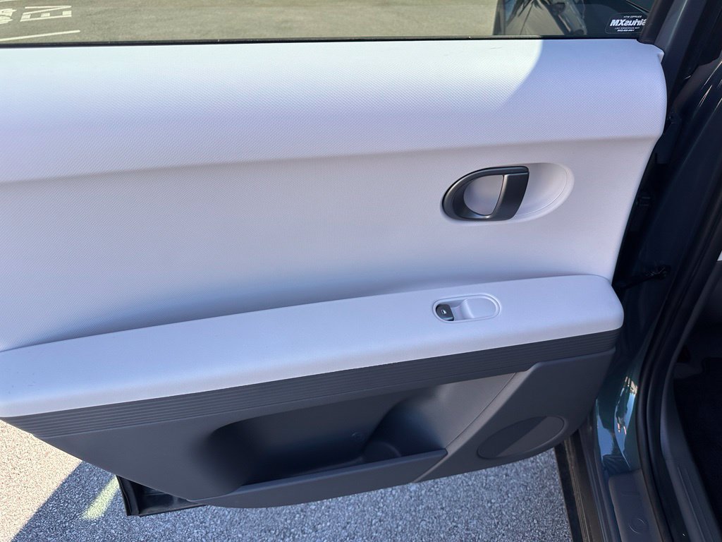 New 2026 Hyundai Ioniq 5 SEL AWD/4WD image 10
