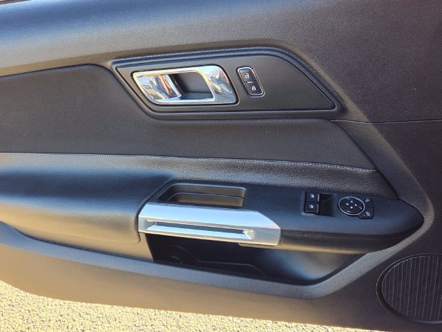 Used 2015 Ford Mustang GT RWD image 43