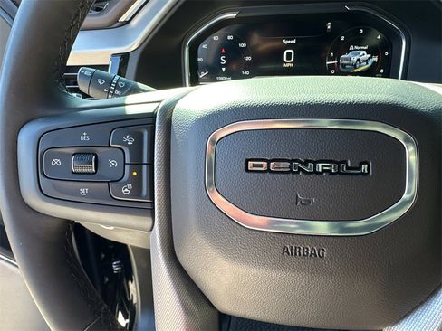 Used 2025 GMC Sierra 2500 Denali w/ Denali Reserve Package image 26