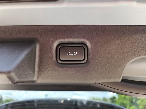 New 2025 Hyundai Ioniq 5 SEL image 9