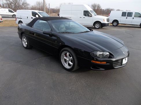 Used 2000 Chevrolet Camaro Z28 image 5