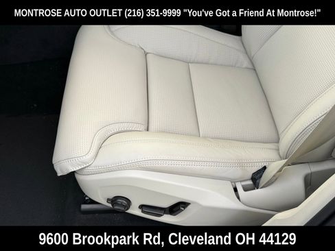 New 2026 Volvo XC60 B5 Ultra w/ Protection Package Premier image 37