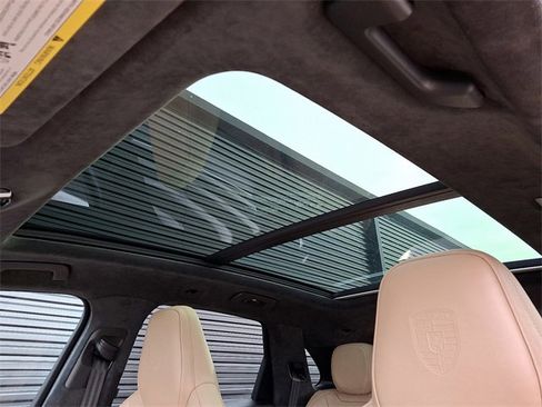 Used 2022 Porsche Cayenne Turbo image 20