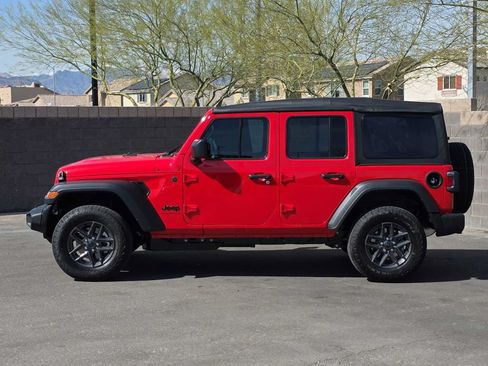 Used 2026 Jeep Wrangler Unlimited Sport AWD/4WD image 5