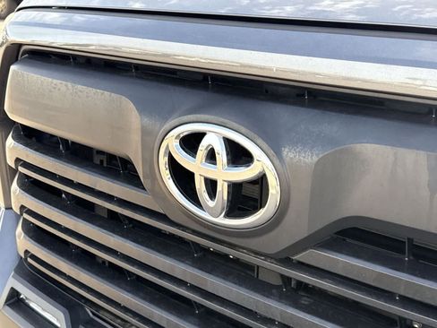 Used 2022 Toyota Tundra SR5 image 32