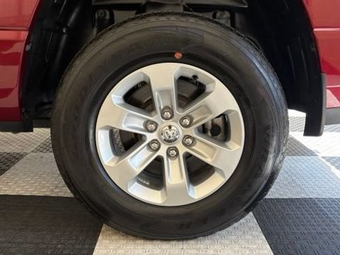 Used 2023 RAM 1500 Laramie AWD/4WD image 10