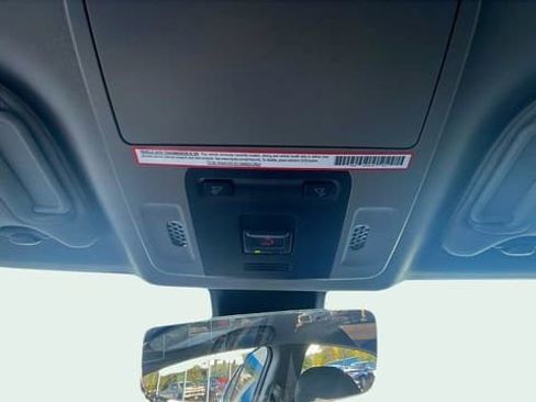 Used 2022 Toyota Camry LE image 21